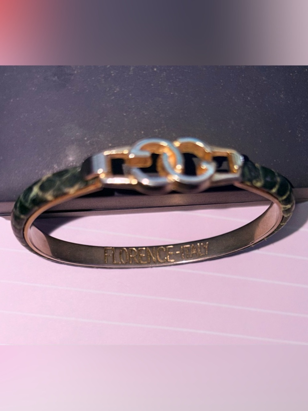 Vintage Gucci Bangle - Picture 7 of 7
